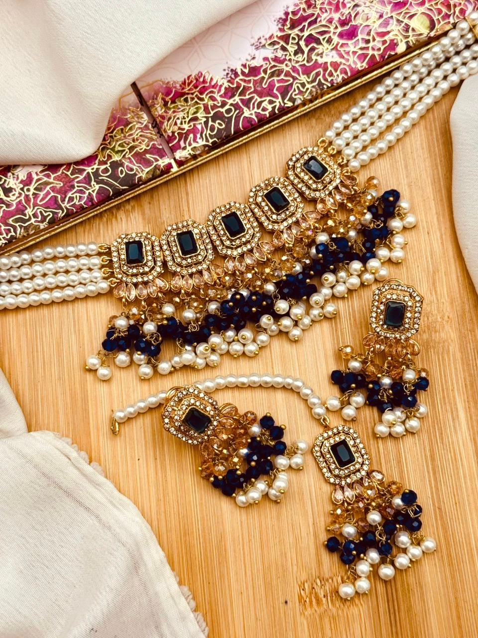 Zulekha Noratan Chokar set with Tika-2637
